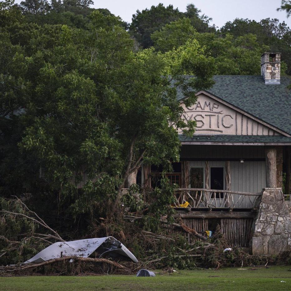 Camp Mystic leader may not have seen urgent alert before Texas flood, family spokesman says